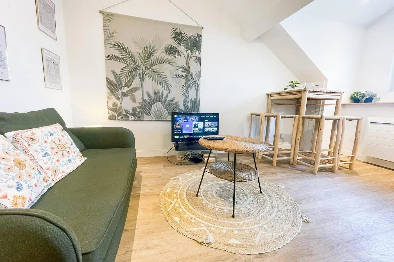 #Eb The Wood'N'Plant Near Train Station Apartment Grenoble France